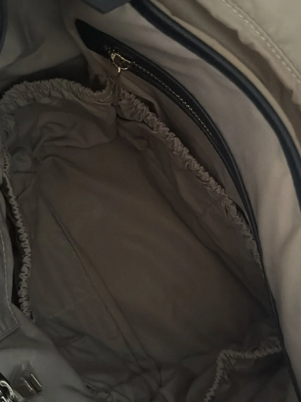Mina Baie Black Leather-Effect Women's Backpack